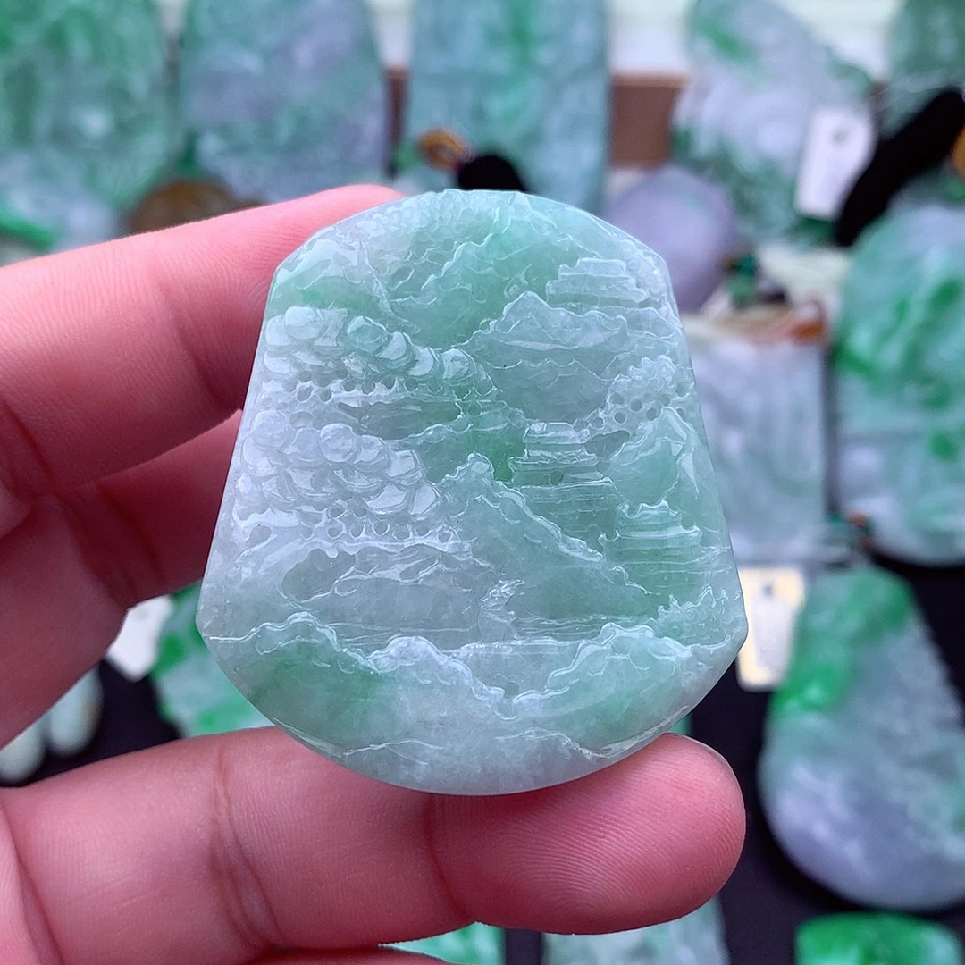 吊坠(不含链)未镶嵌翡翠