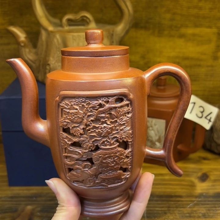 紫砂壶等艺术精品