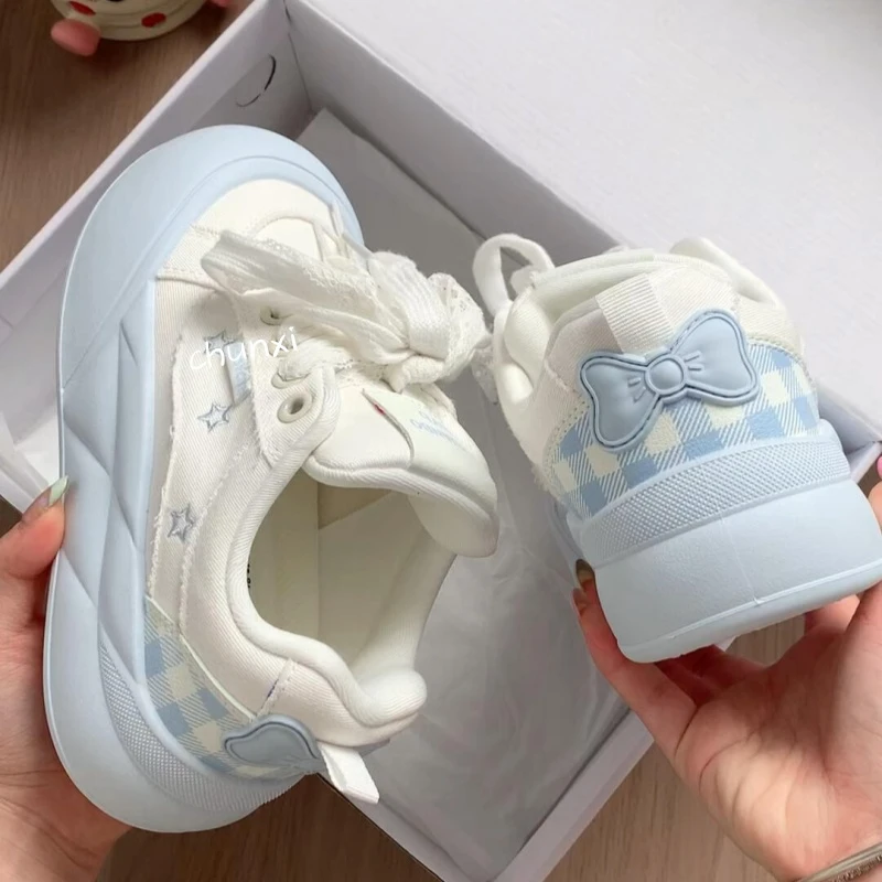 可爱板鞋女款2025新款厚底小白鞋夏日休闲鞋面包鞋ins潮爆款百搭