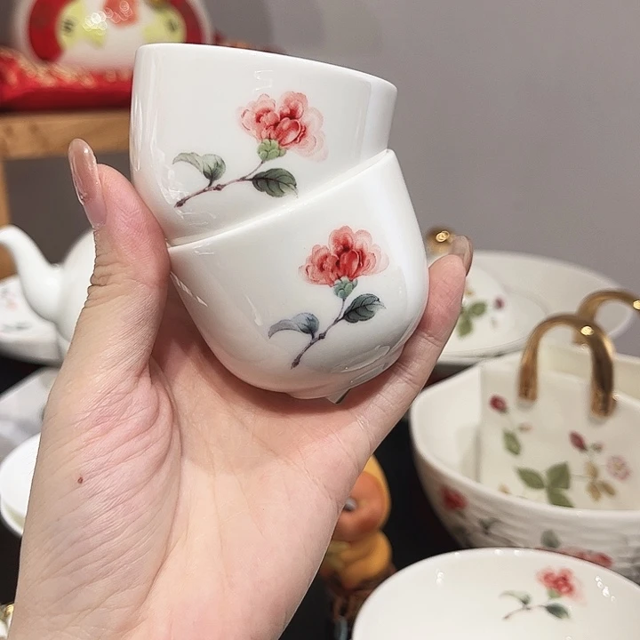 瓷片山茶花茶杯2个瓷片