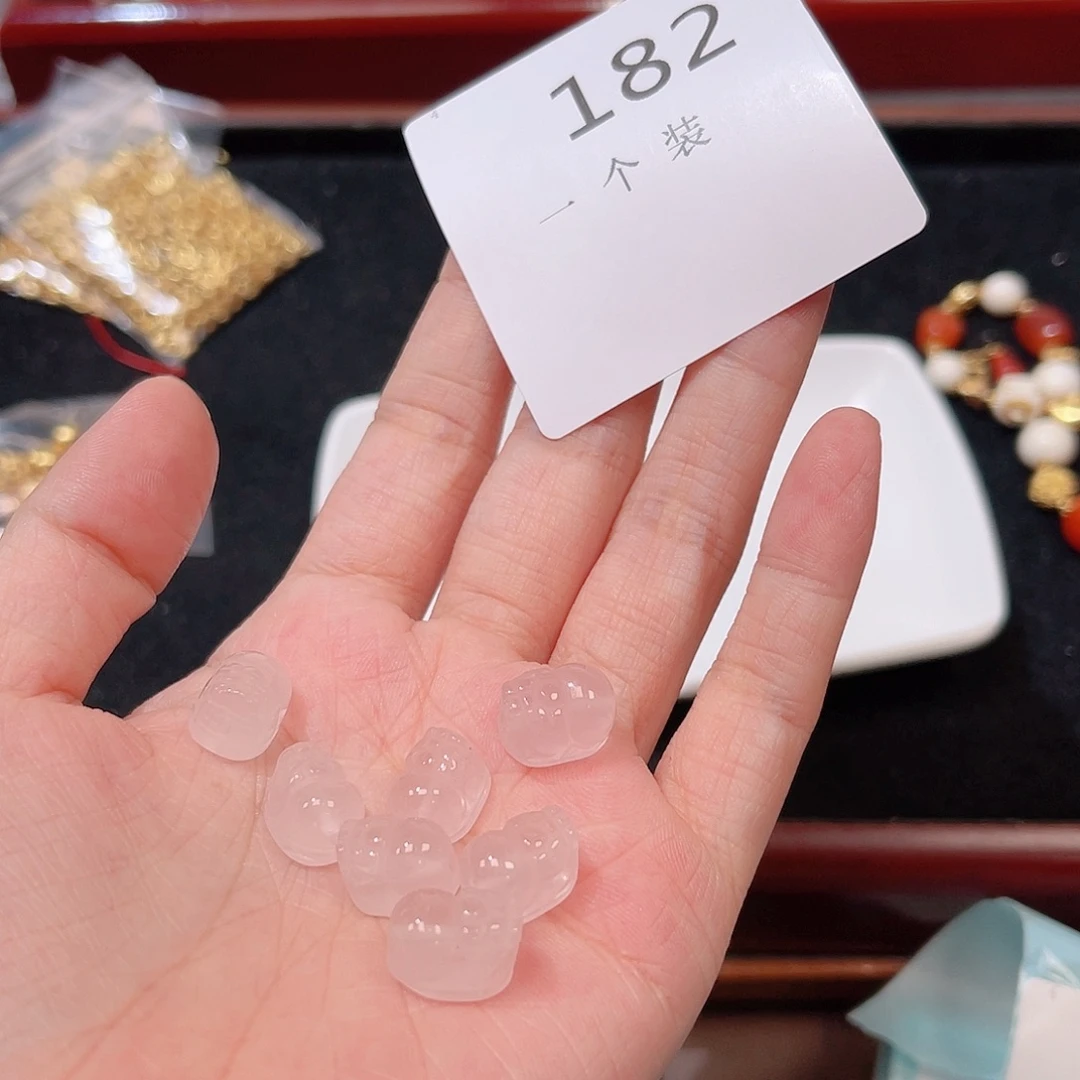 水晶未镶嵌珠宝半成品182 。