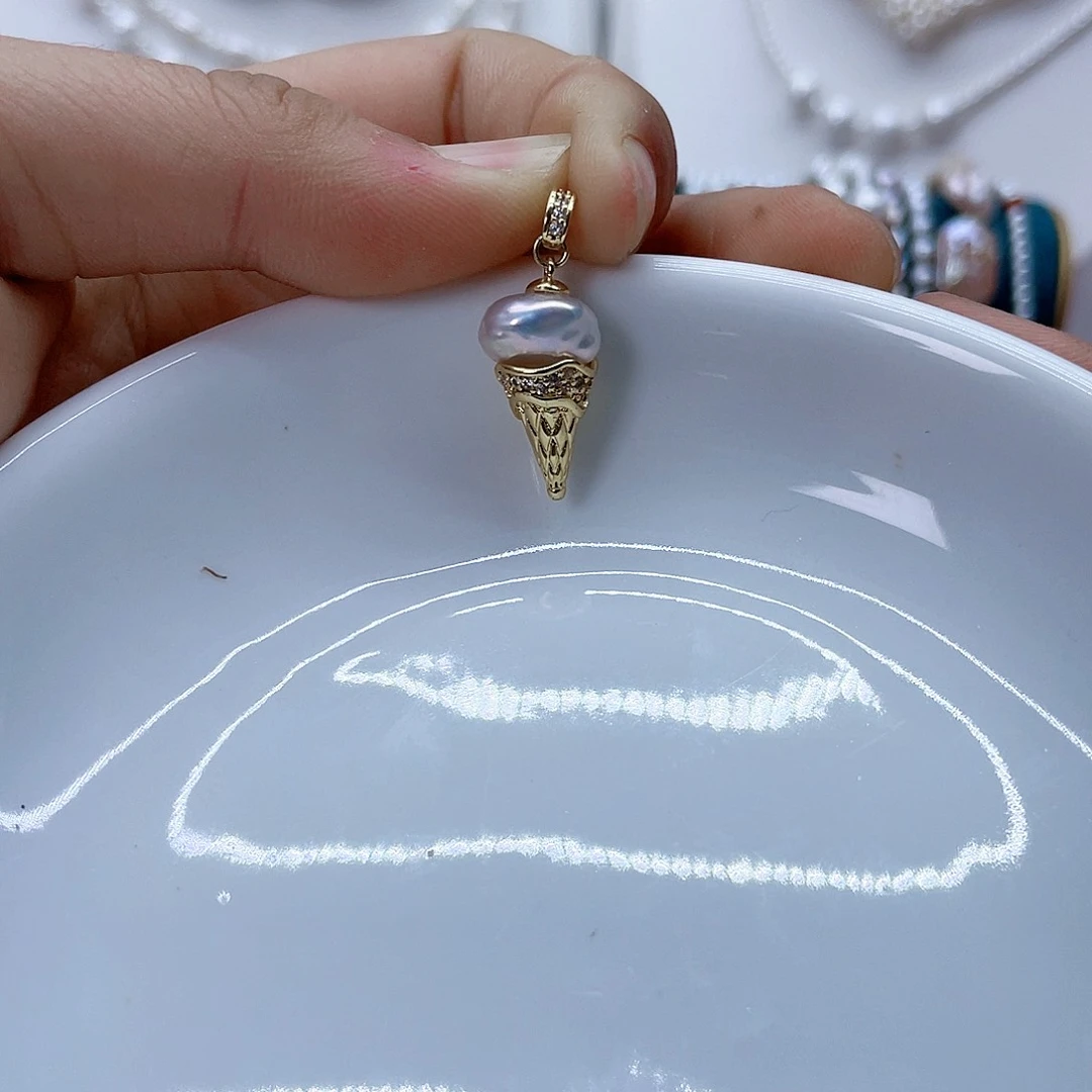 颈饰钛钢淡水珍珠