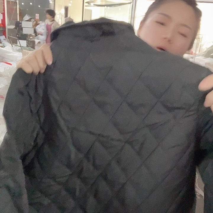 黑色长款棉服M码啦啦啦