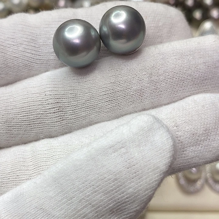 未镶嵌海水珍珠耳饰