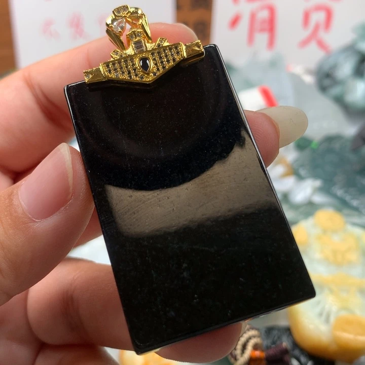 翡翠颈饰未镶嵌保真天然A货翡翠