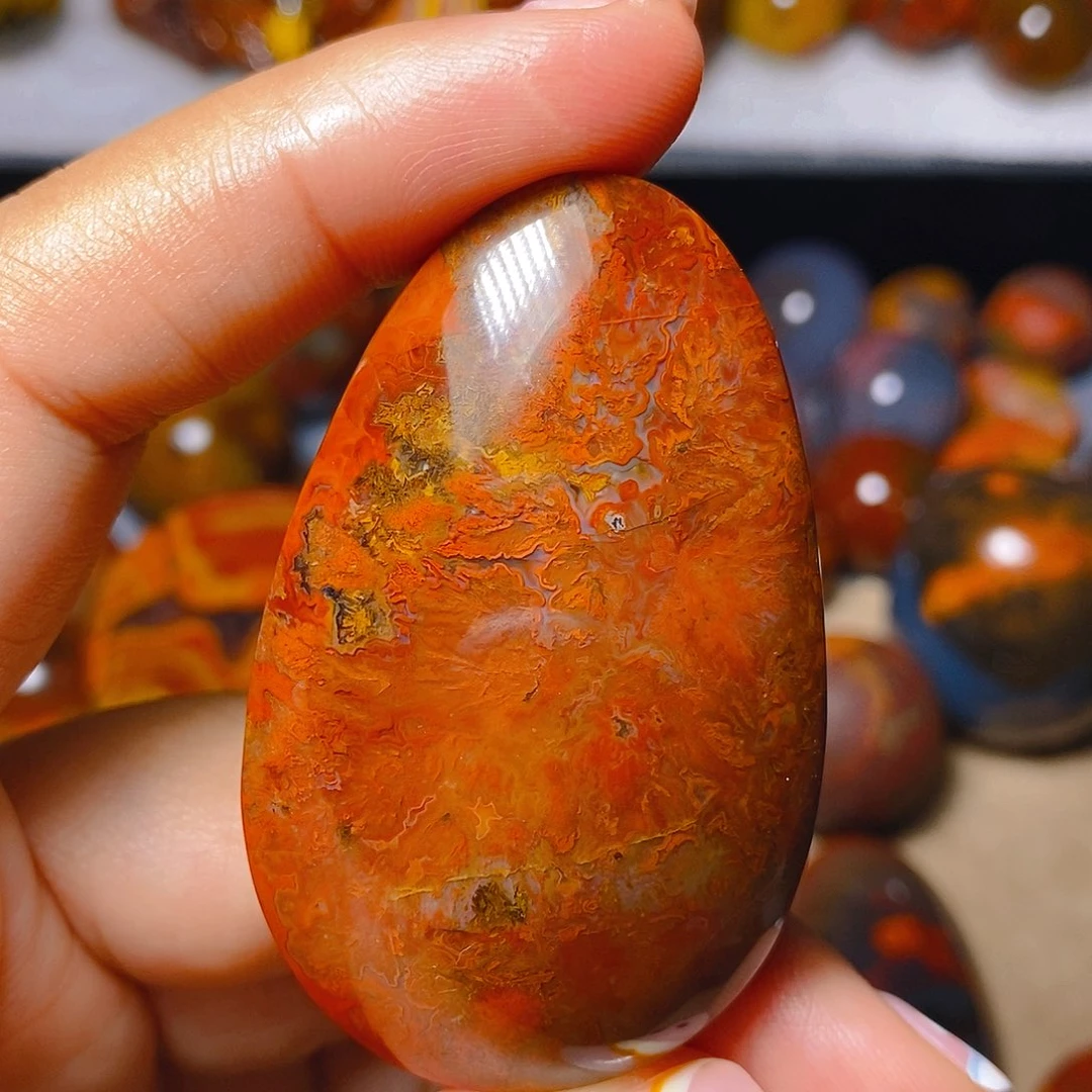 未镶嵌颈饰玛瑙/玉髓