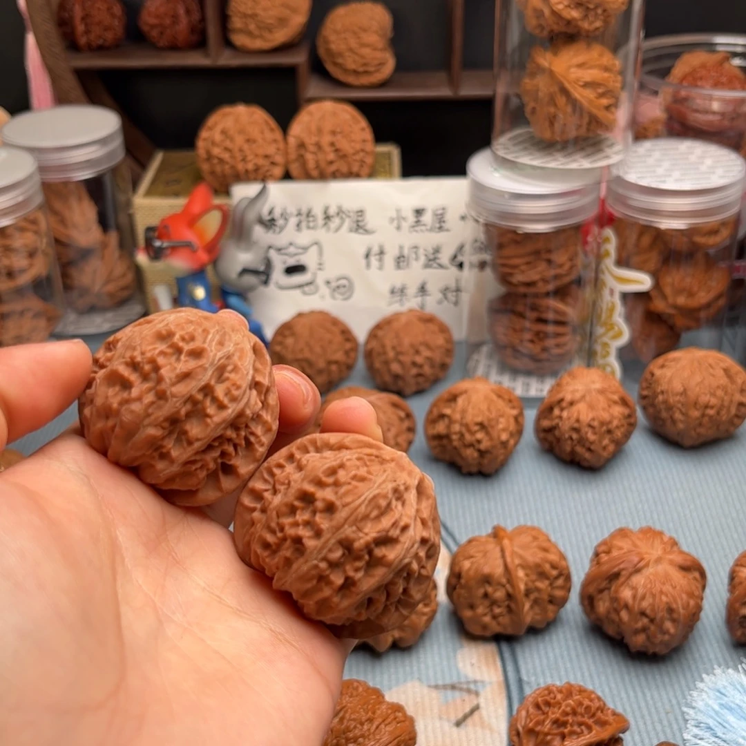 把件文玩核桃宫灯福利 有黄