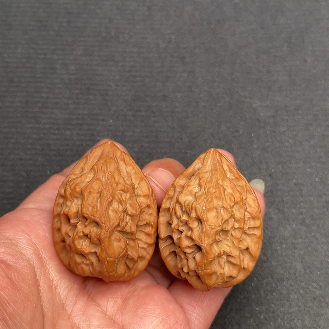 桃核把件34×35×45全品头茬无药十三陵鸡心XM3559