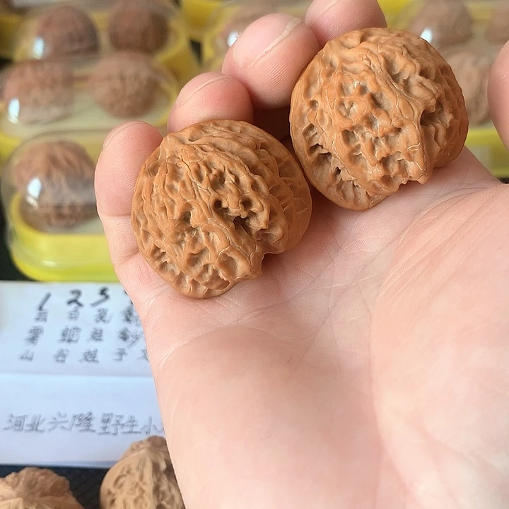 文玩核桃吊坠3.95平果园