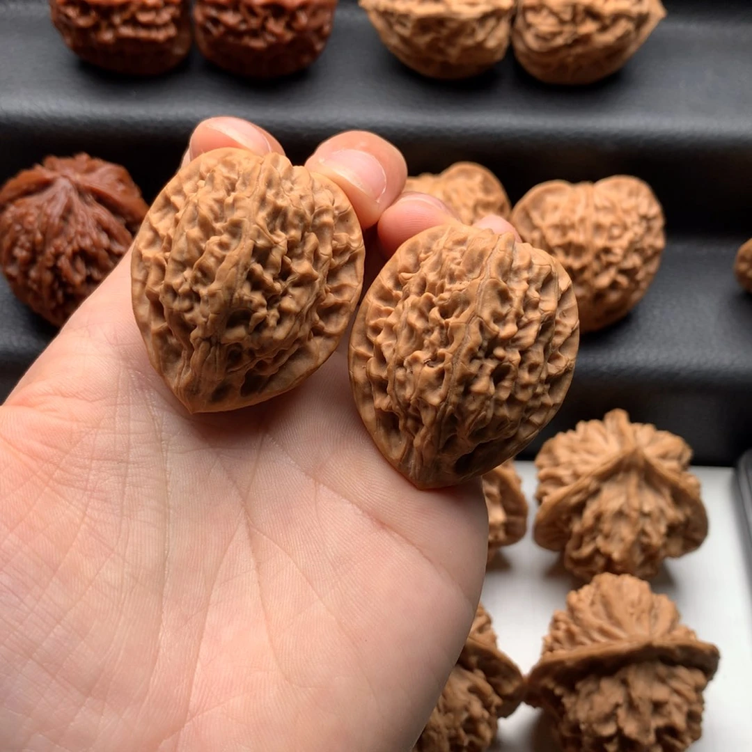 文玩核桃把件秦鸡33