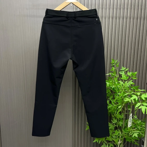 新款防风户外潮流男士百搭防风休闲直筒冲锋裤黑色显瘦舒适运动男