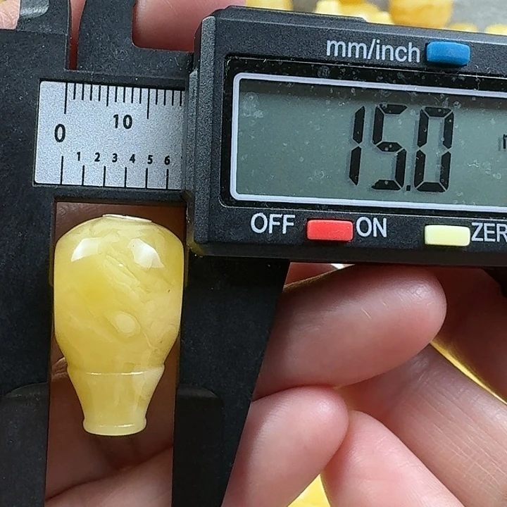 蜜蜡未镶嵌裸石53杂
