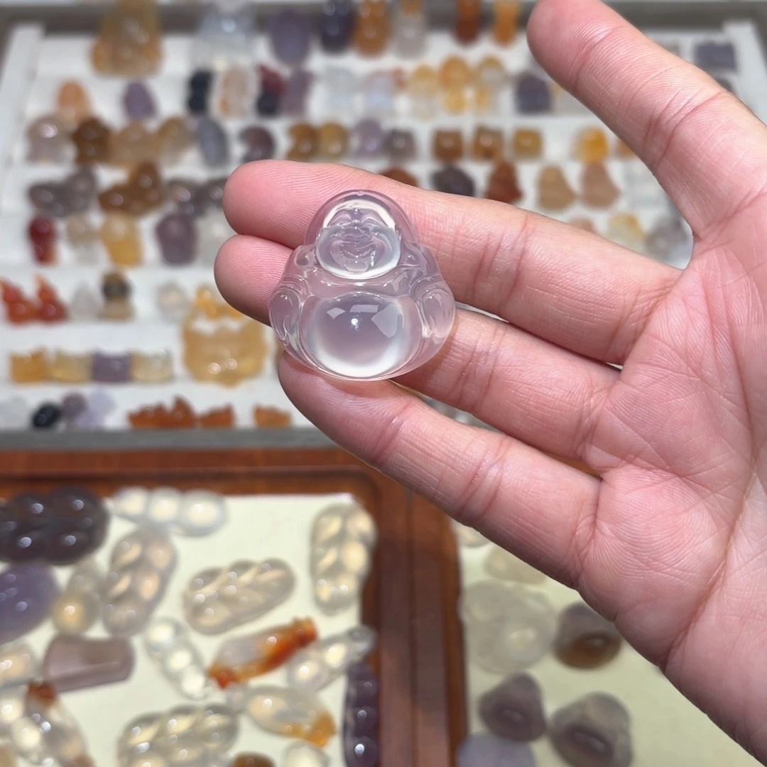 玛瑙/玉髓颈饰未镶嵌牛*宝