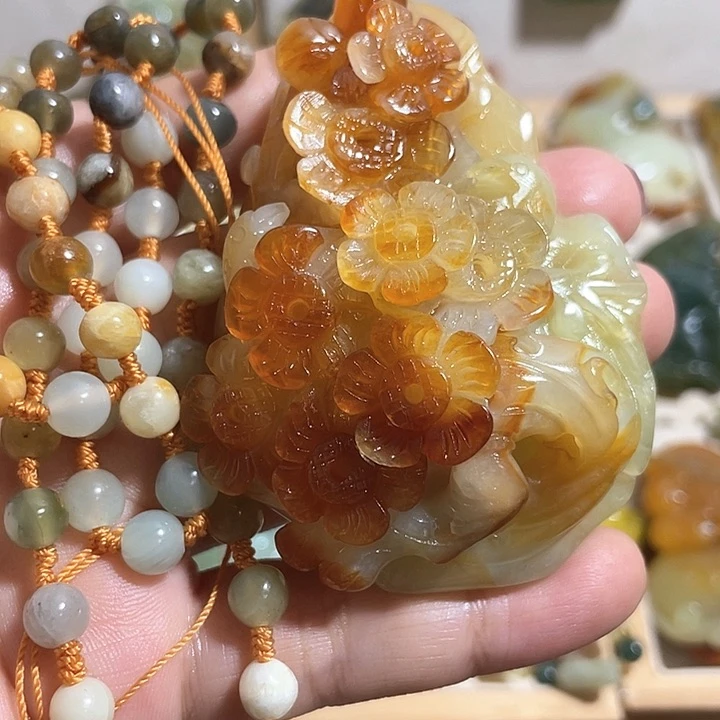 岫玉吊坠(赠链)未镶嵌龙****居