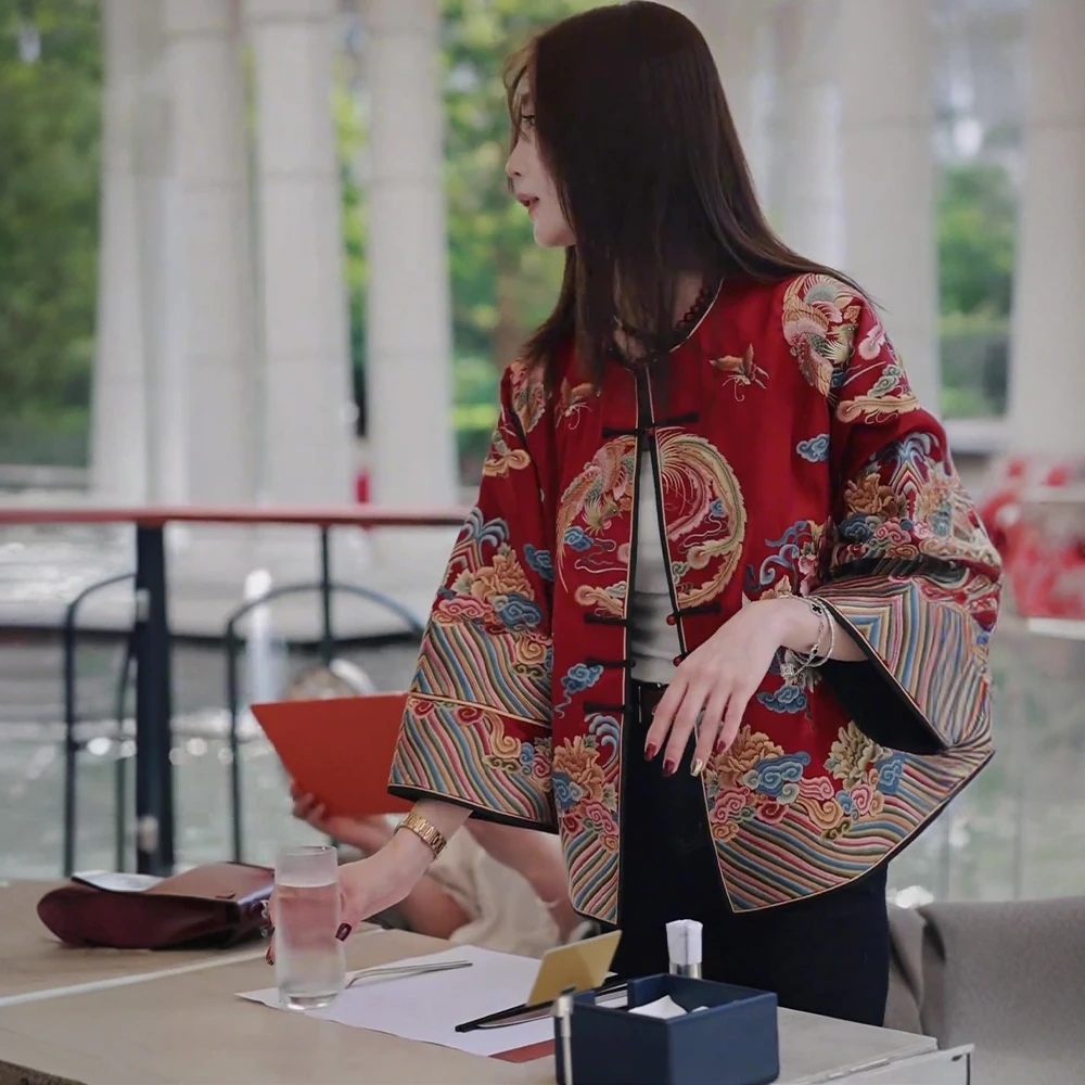 新中式国风刺绣外套女秋装2025新款设计感盘扣超好看棉衣外搭开衫