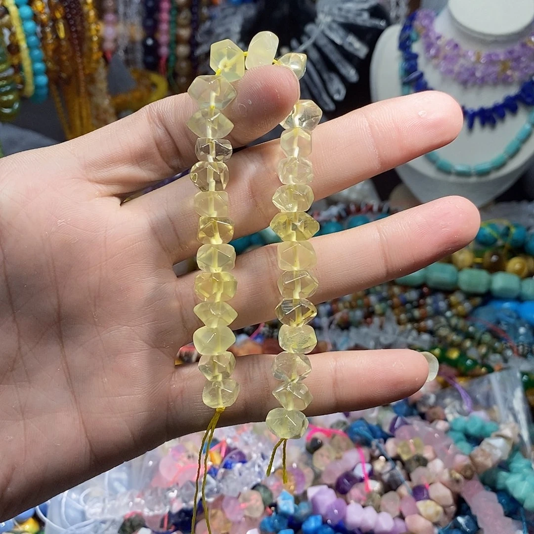 石英质玉未镶嵌，柠檬黄水晶冲角10mm，