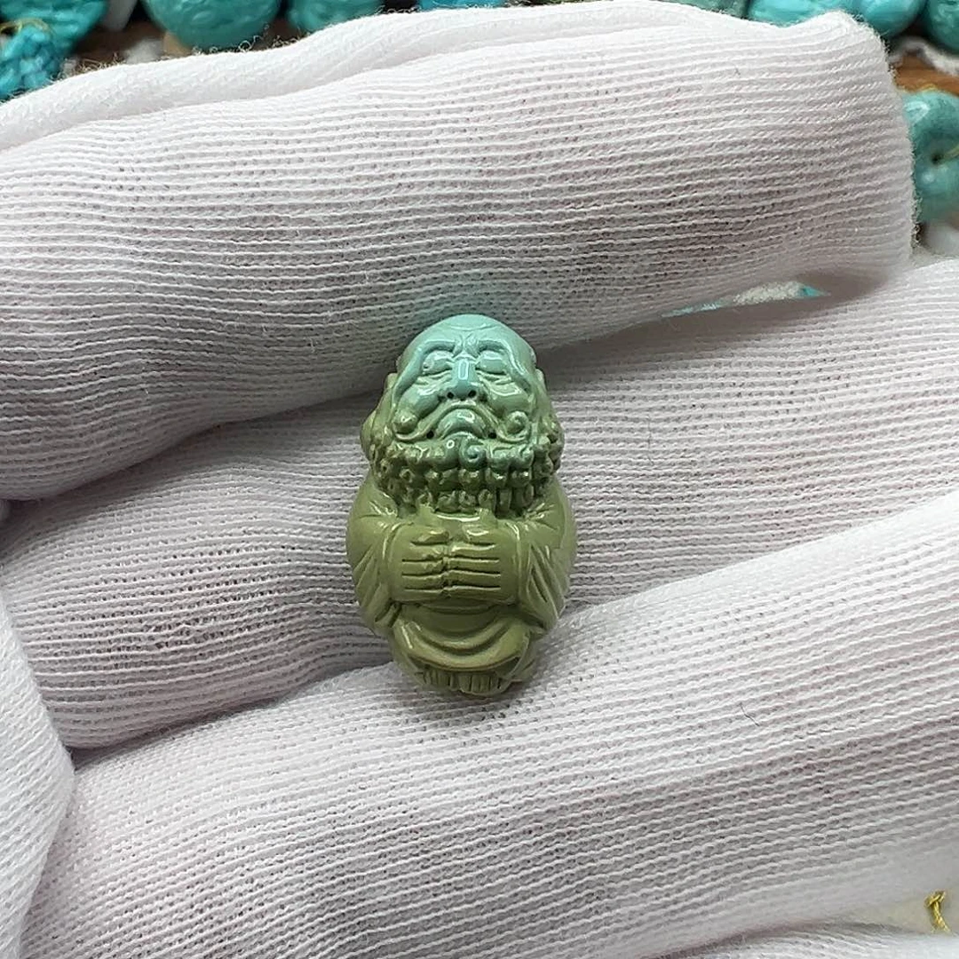 绿松石配饰未镶嵌