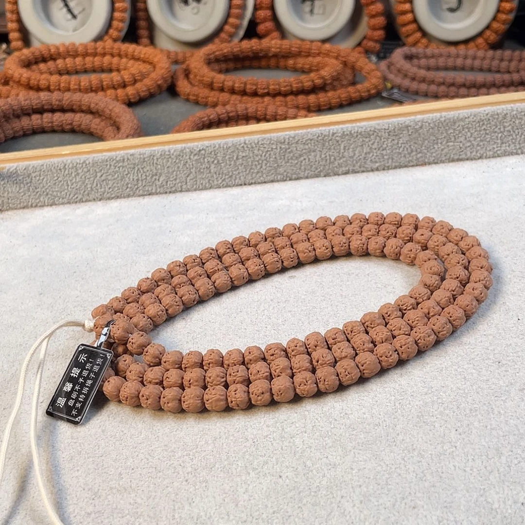 璟***川吊坠金刚菩提定制佛手