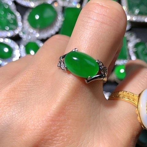 翡翠戒指未镶嵌天然翡翠满色戒指