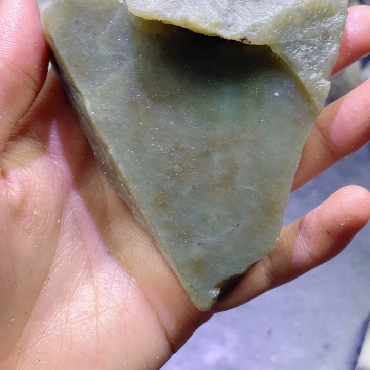 和田玉（糖玉）未镶嵌珠宝半成品