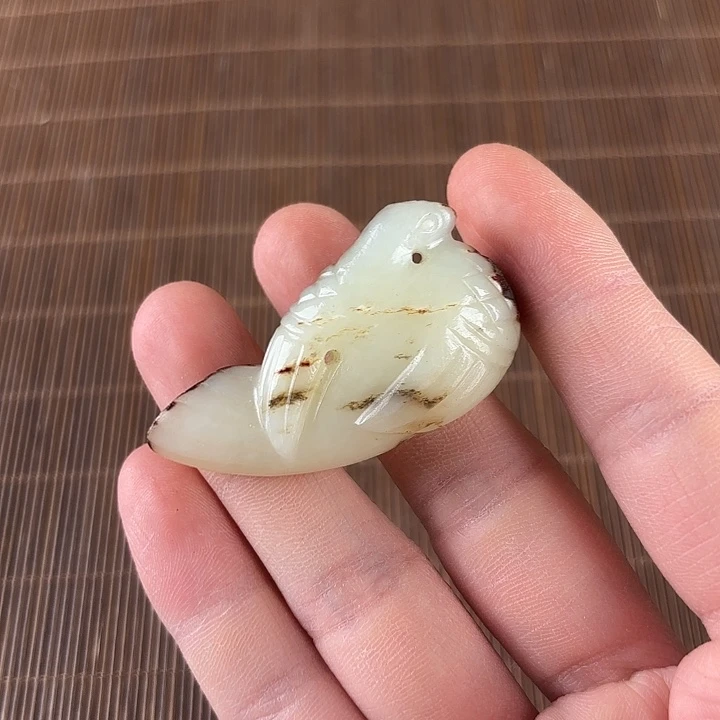 龙***哥未镶嵌和田玉挂件