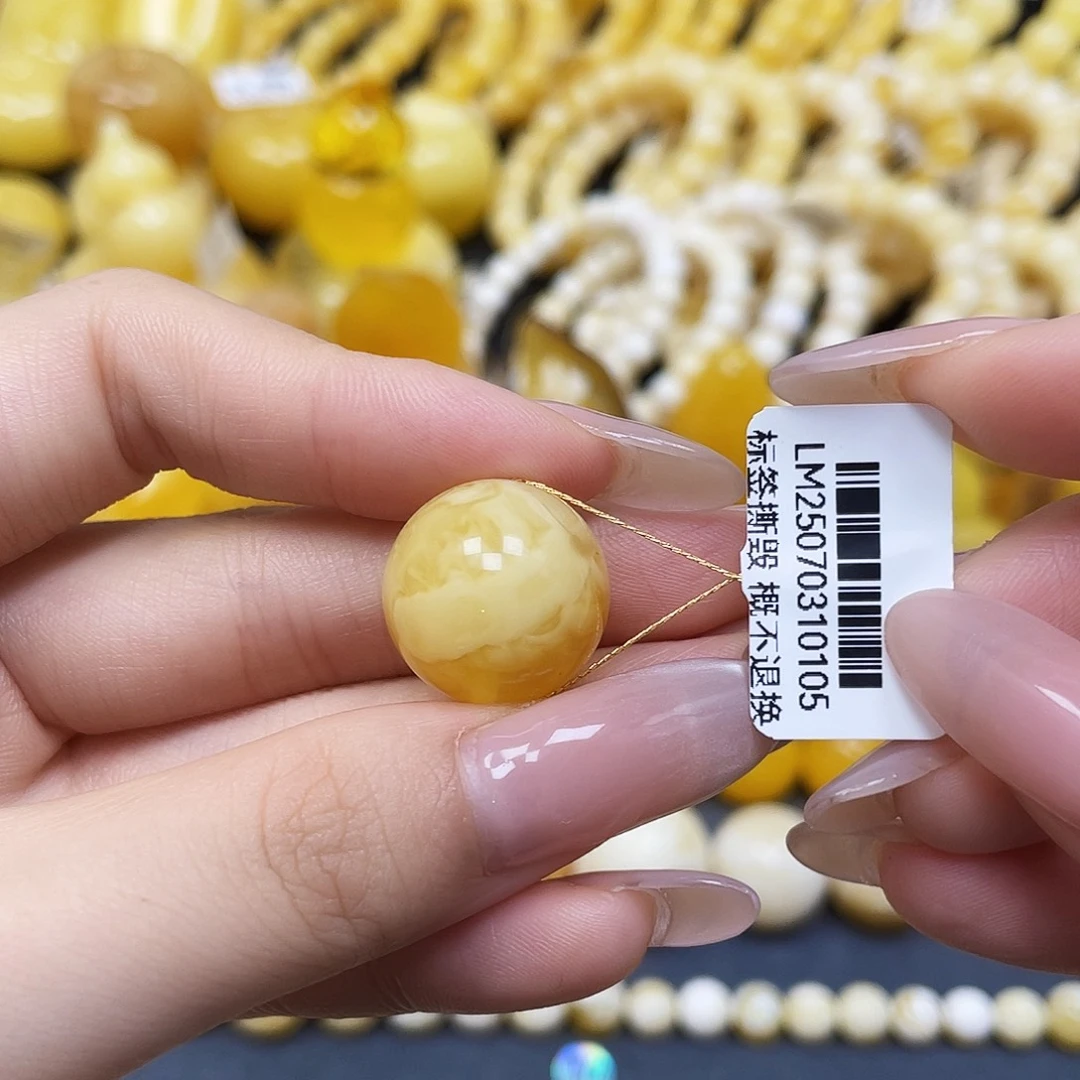 蜜蜡未镶嵌裸石圆珠17.4mm瑕