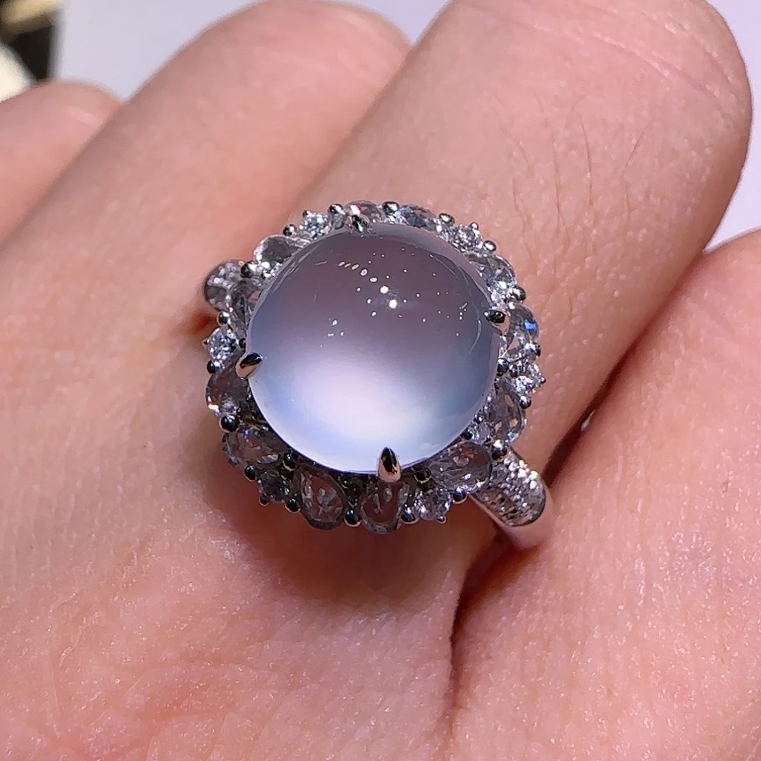 翡翠戒指18K金镶嵌戒指