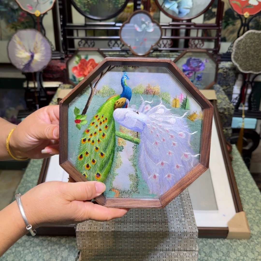 刺绣手工苏绣工艺制作技艺精湛