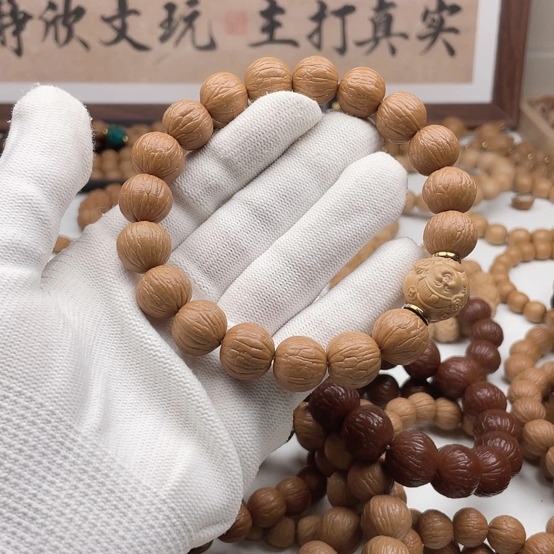 猴头核桃吊坠哈****窗猴头