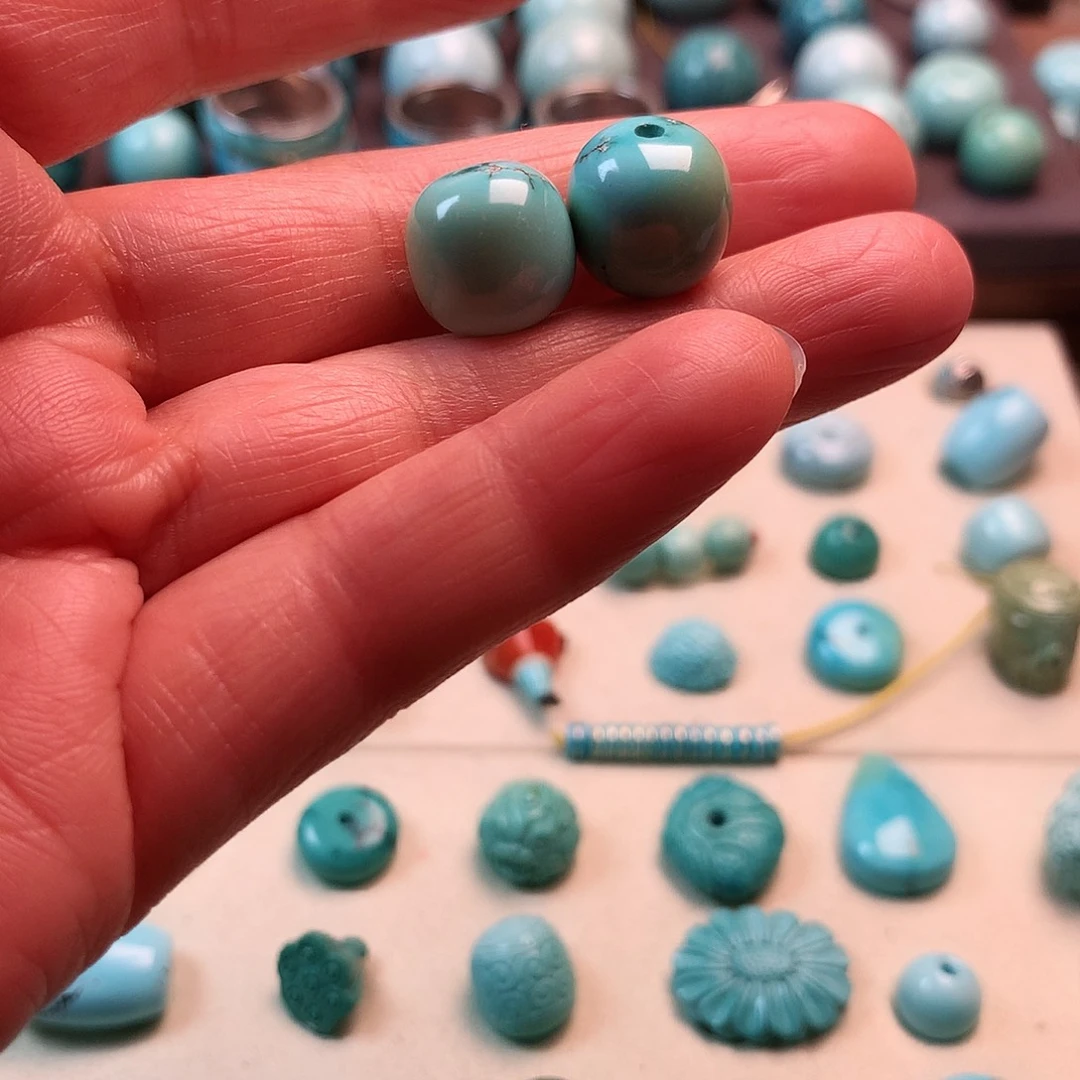 绿松石配饰未镶嵌