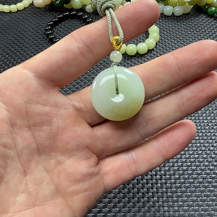 和田玉未镶嵌吊坠(不含链)