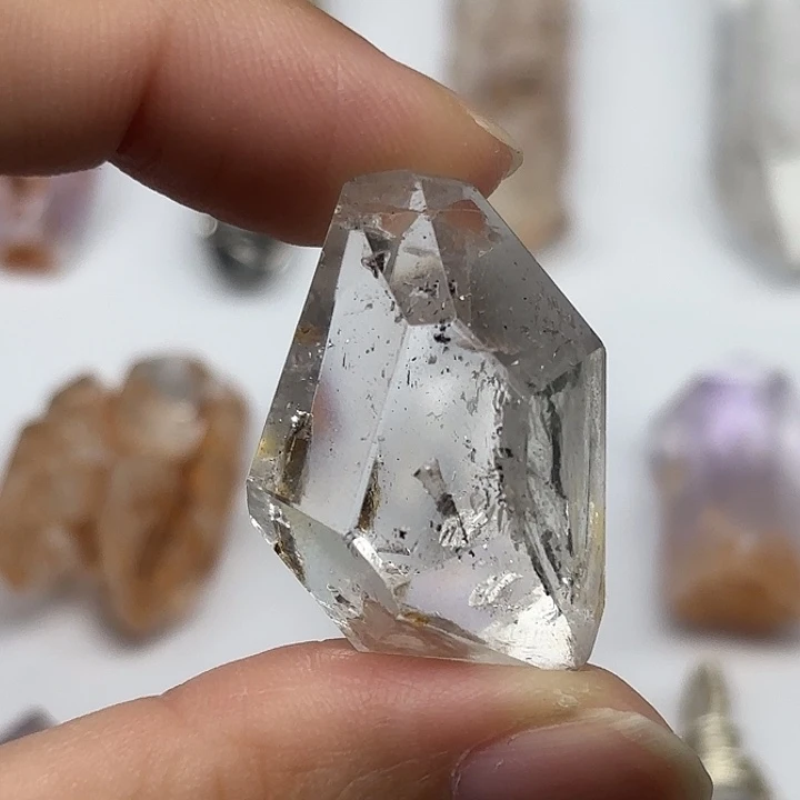 水晶未镶嵌颈饰闪灵钻32mm+