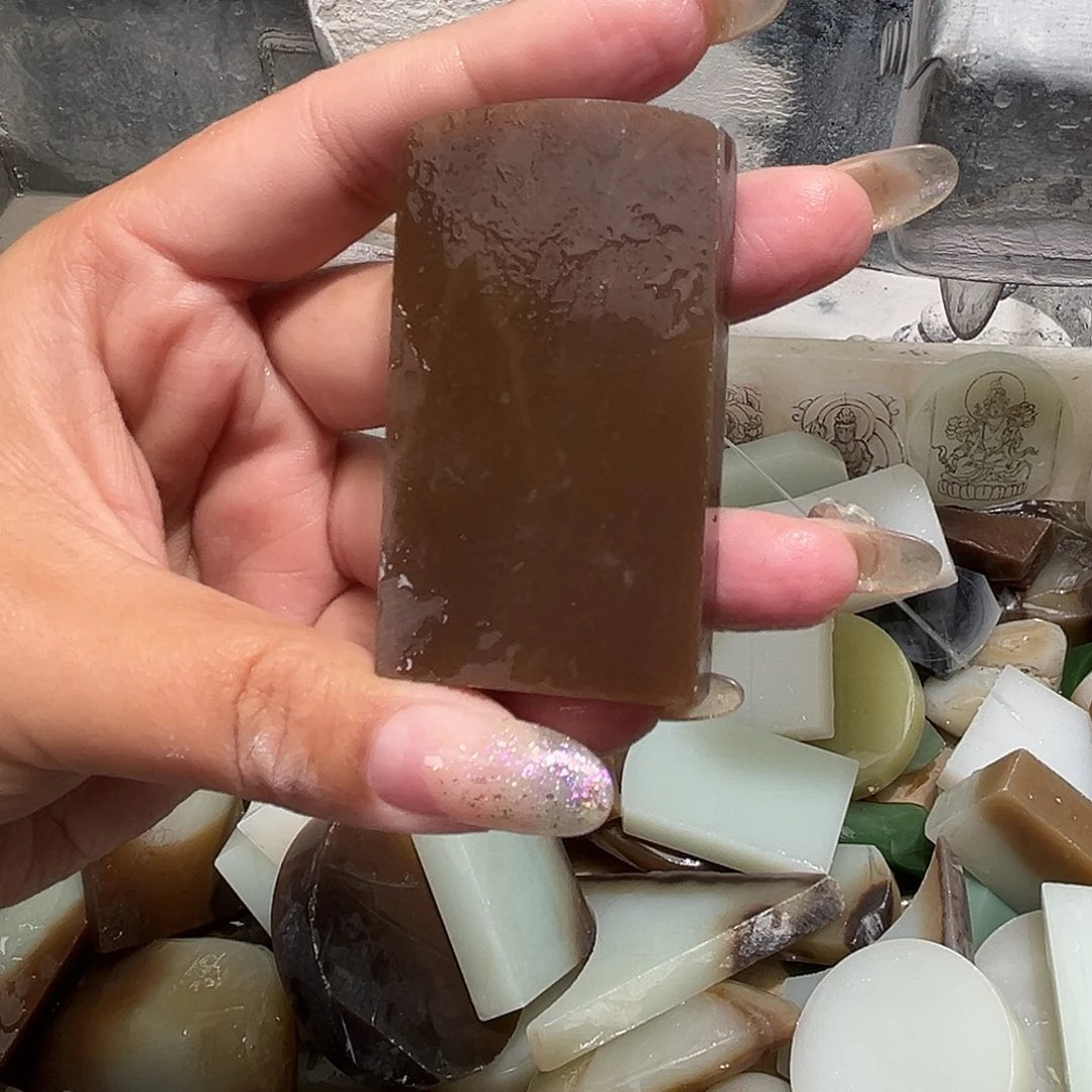 未镶嵌和田玉吊坠定制和田玉@*哥