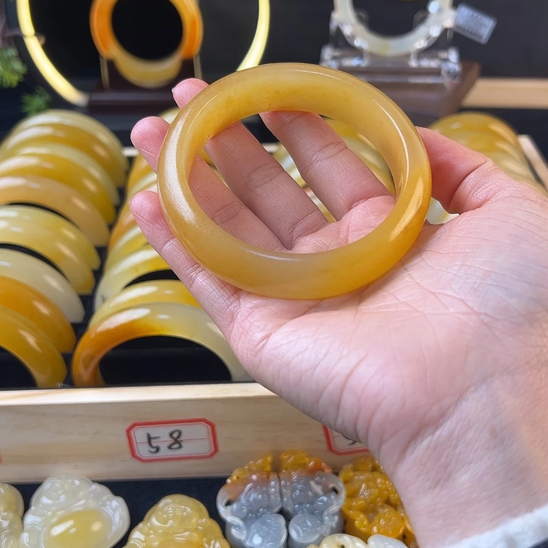 好***干非金属鸡油黄60圈口 04