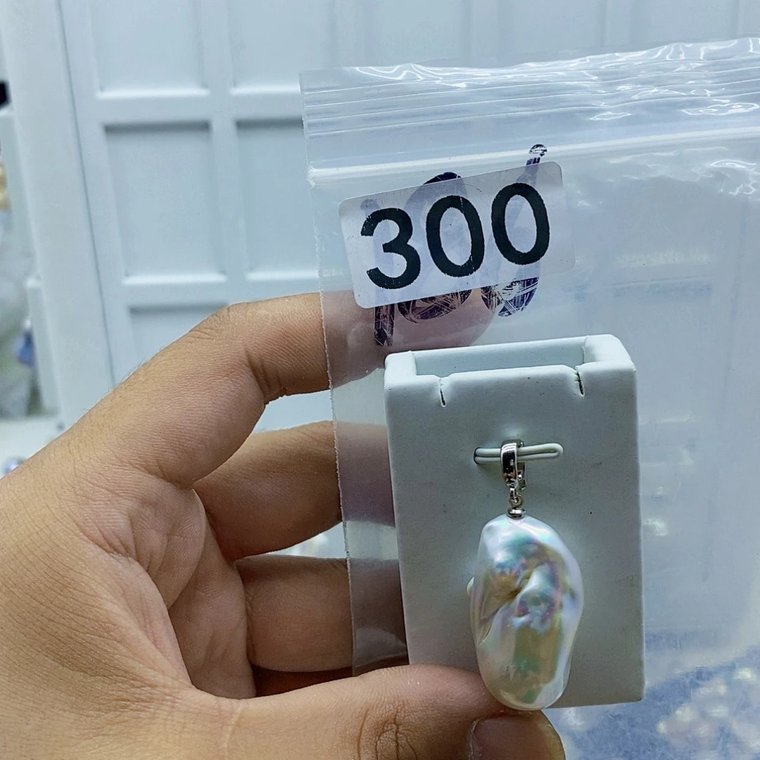 淡水珍珠合金颈饰