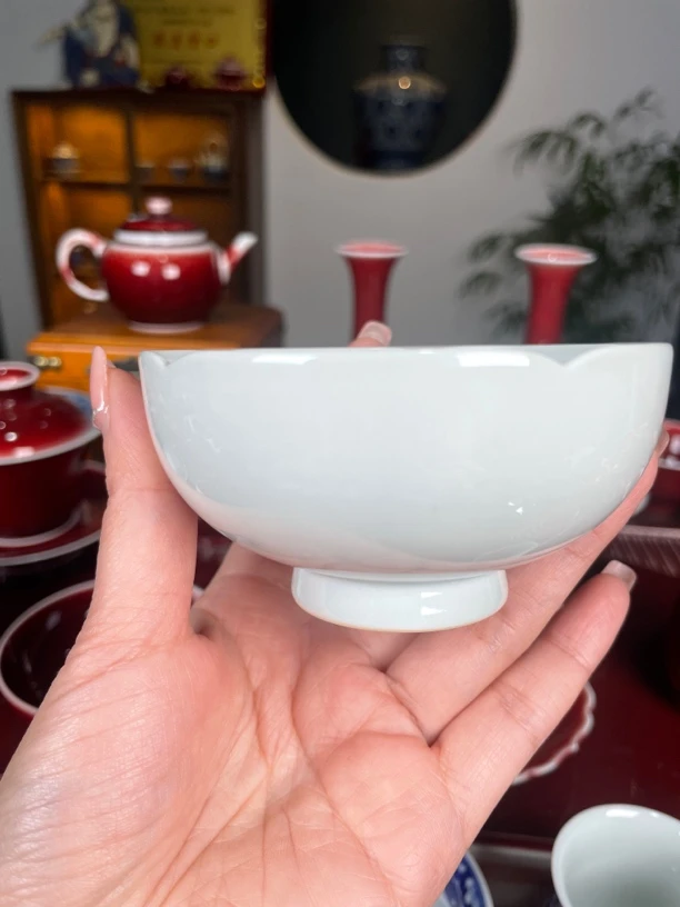 闻轩坊原矿青白釉花口杯