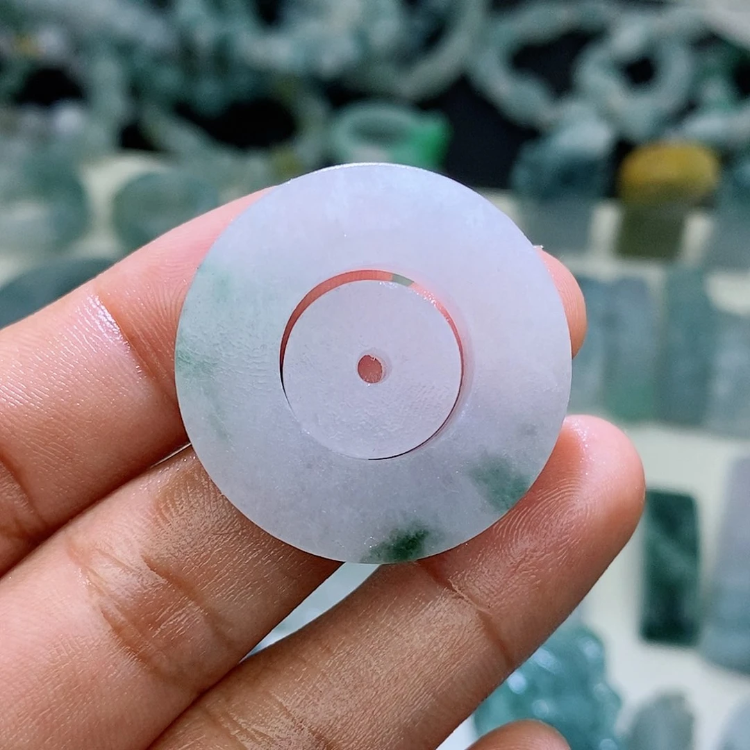 定制翡翠未镶嵌毛货