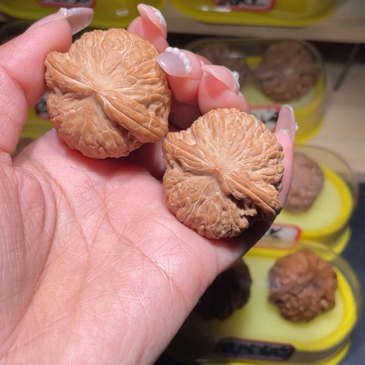 文玩核桃吊坠40平底锅