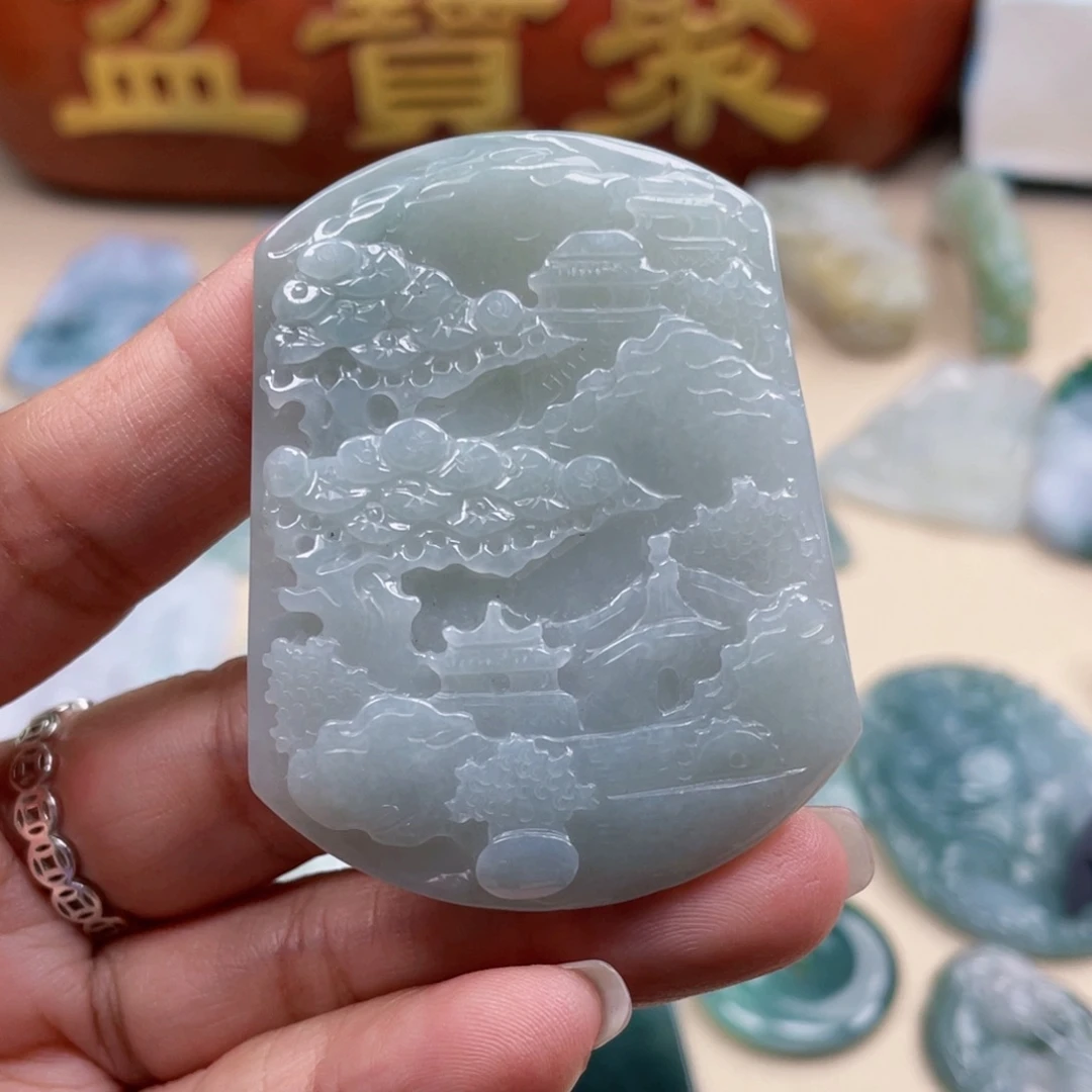 颈饰未镶嵌翡翠山水