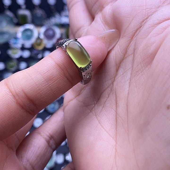 曹***装岫玉银S925镶嵌戒指