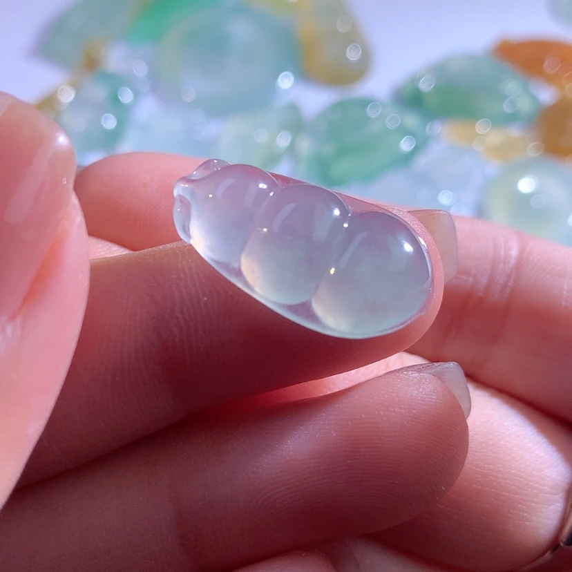 【闪购商品】翡翠颈饰未镶嵌缅甸