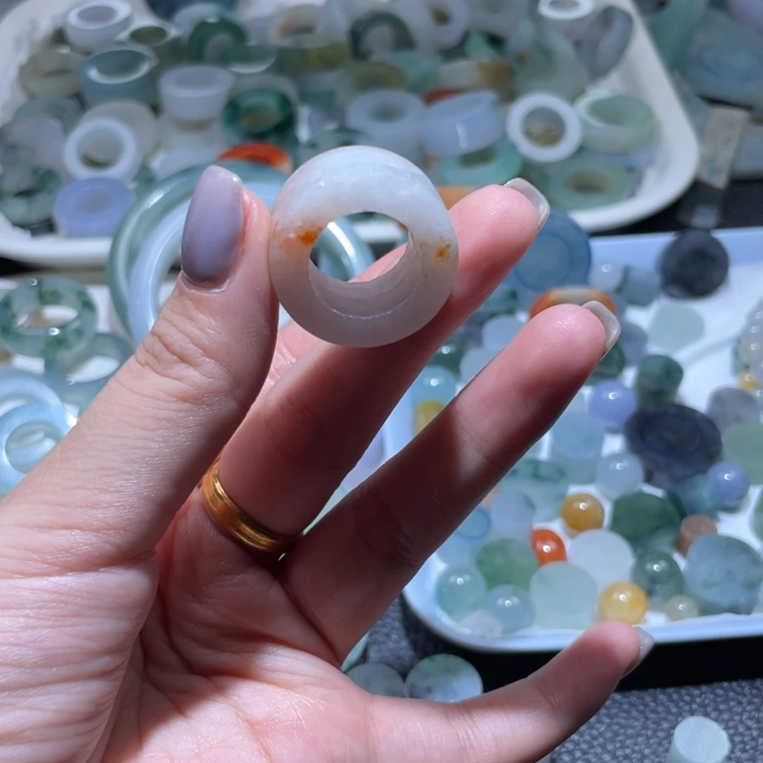 定制翡翠未镶嵌天然翡翠