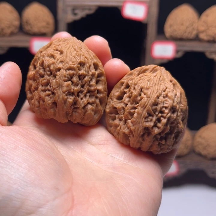 无***双把件文玩核桃41.5南疆石狮子头不退不换