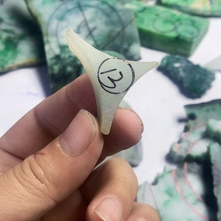 散珠翡翠天然翡翠A货挂件