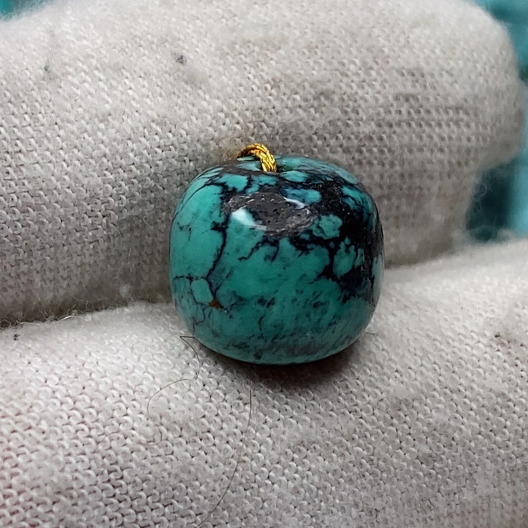 绿松石未镶嵌天然原矿 带武汉地大证书