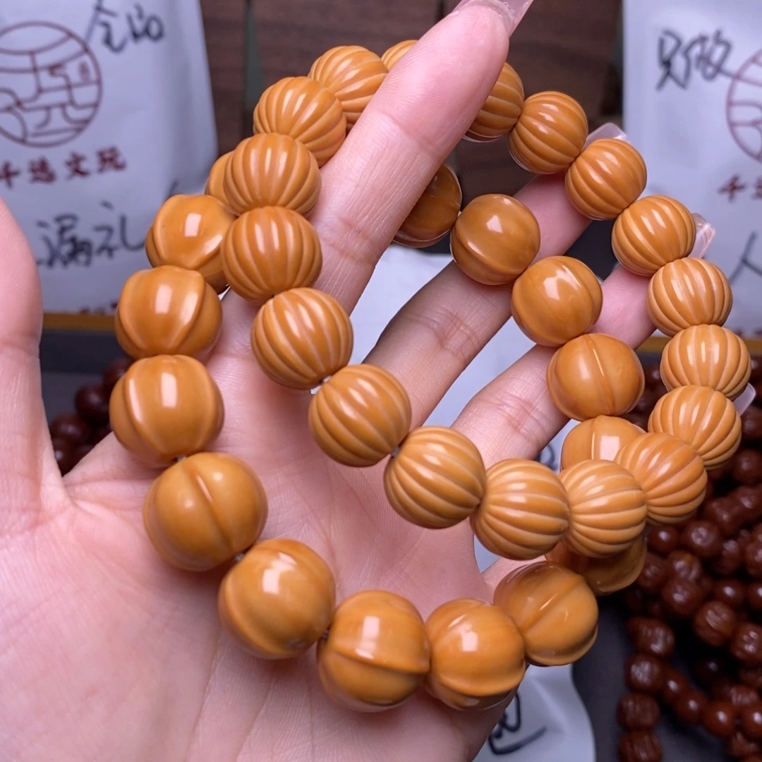 猴头核桃手串小瓜珠鲨鱼