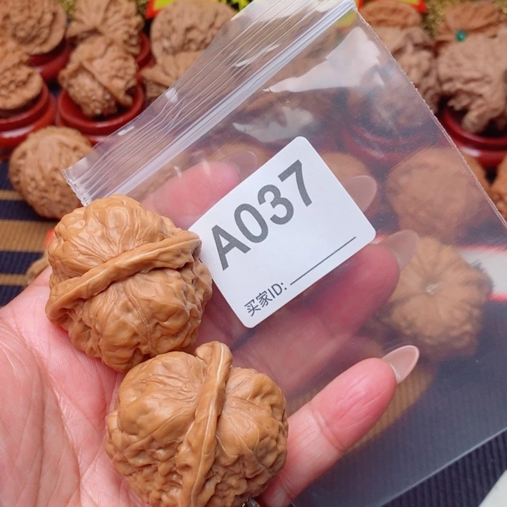 文玩核桃把件蛤蟆40尺037号123