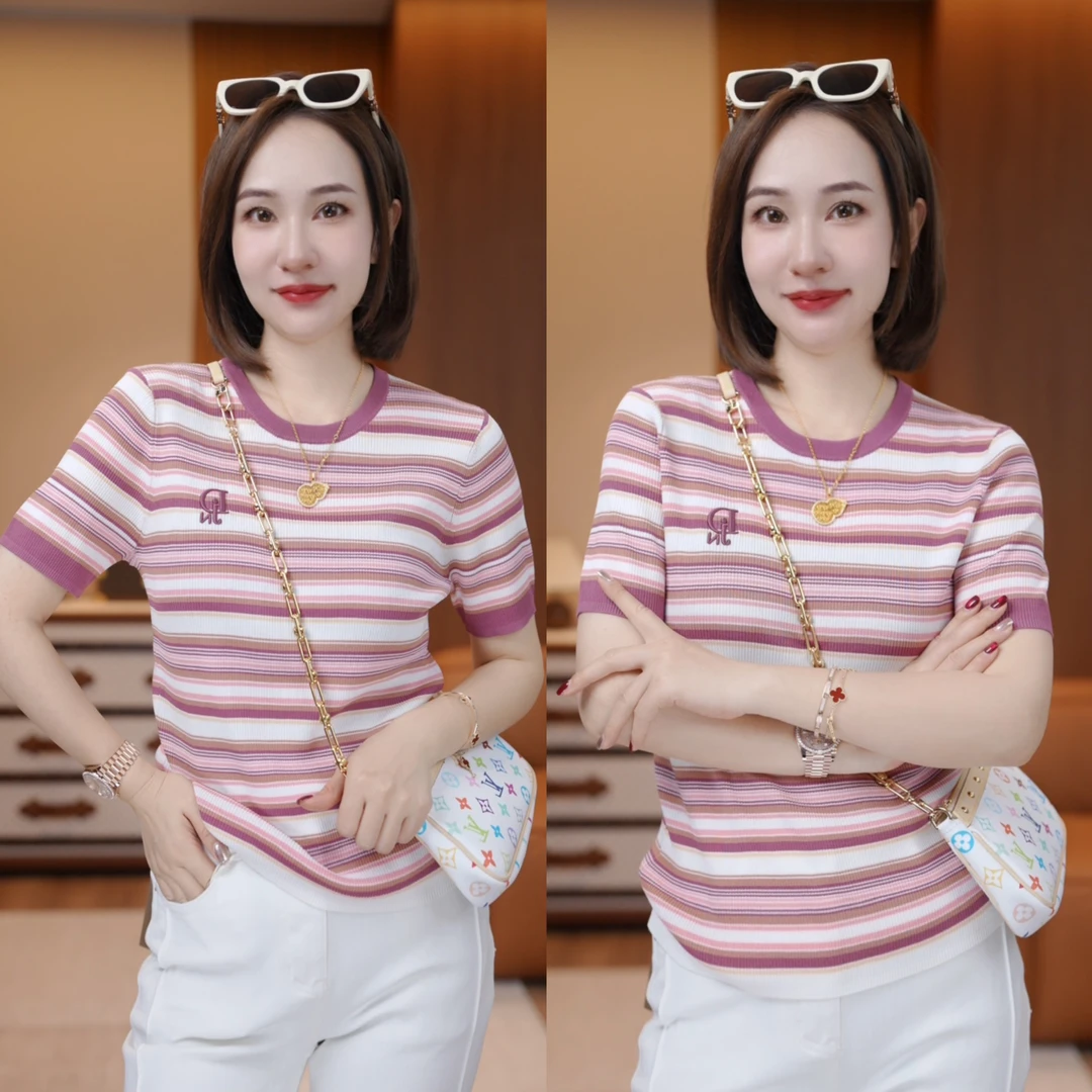 【波尔多彩】春季莱赛尔原创拼色条纹字母针织小衫XY2577