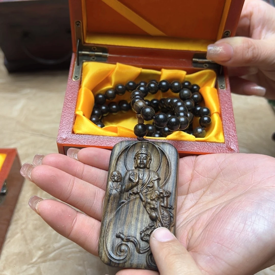 大叶紫檀（黑酸枝木类）