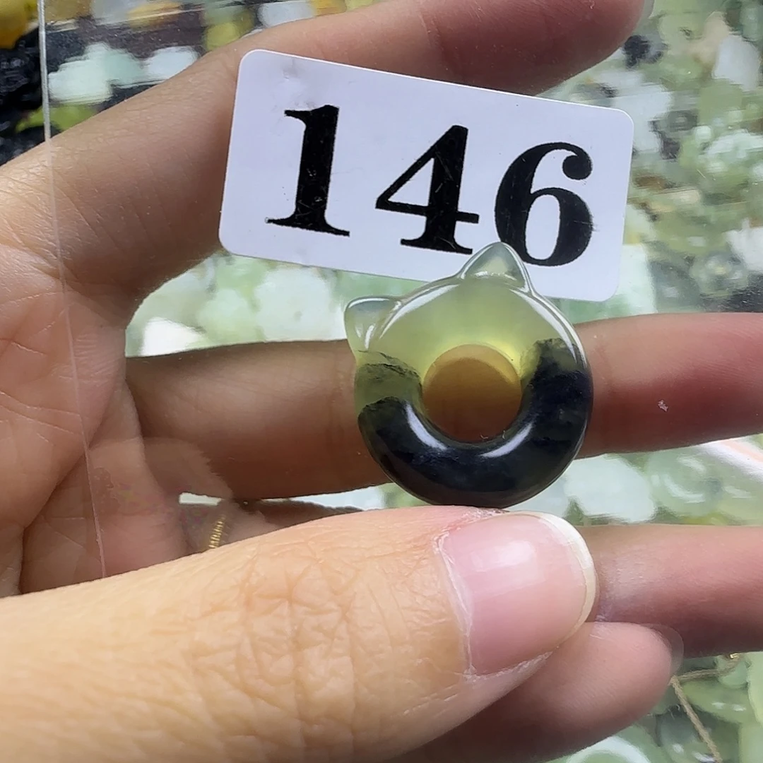 蛇纹石玉未镶嵌岫玉吊坠